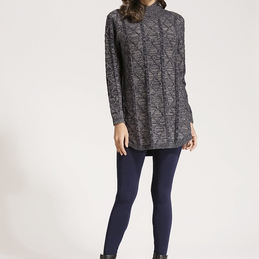 NEW- Orange Fashion Village One Size Long Sweater - black and white